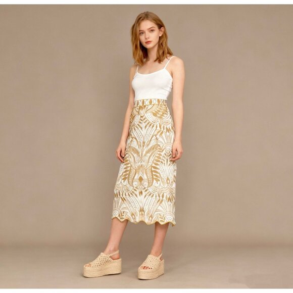 Farm Rio Dresses & Skirts - NWOT Farm Rio Midi Skirt Off-White/Beige Lace Nature Wavy Hem Linen Size L